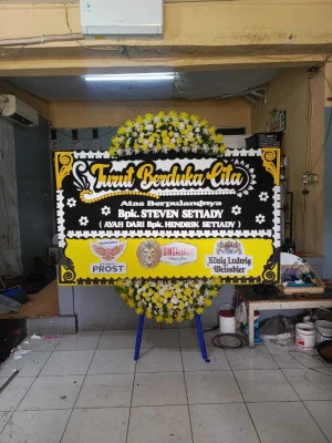 Papan Bunga di Panyingkiran Rawamerta