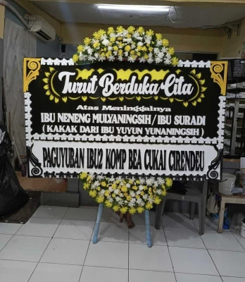 Papan Bunga di Panyingkiran Rawamerta